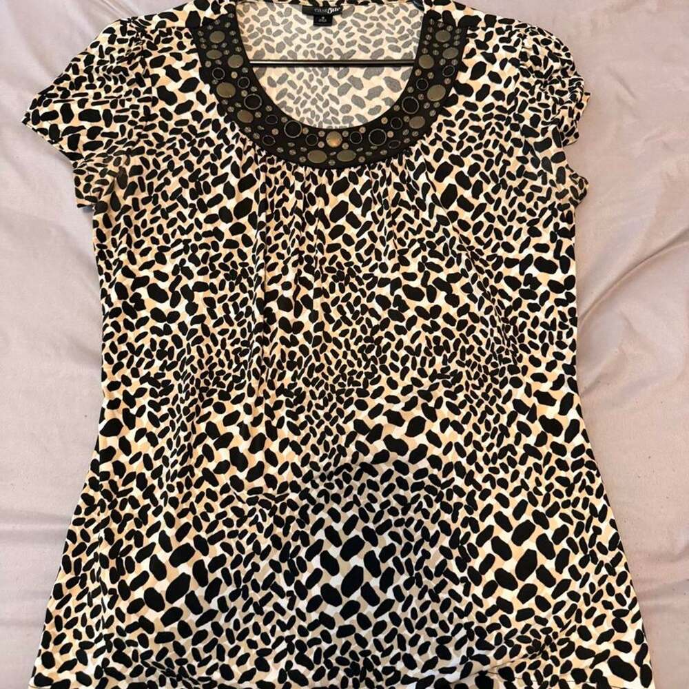 East 5th black and beige